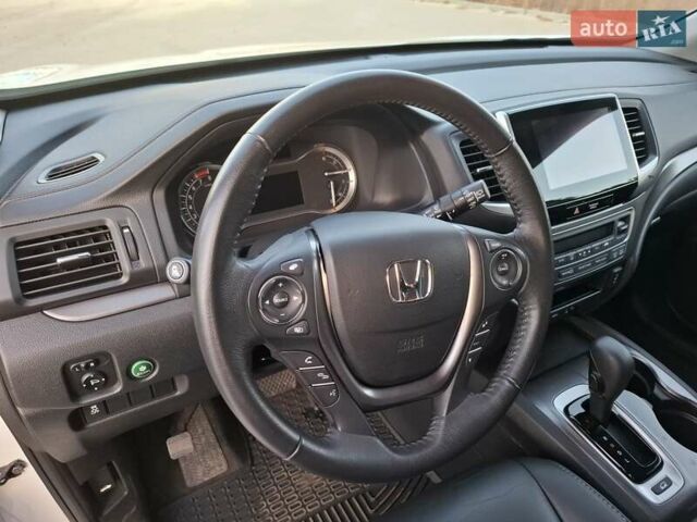 Білий Хонда Пілот, об'ємом двигуна 3.47 л та пробігом 50 тис. км за 21850 $, фото 13 на Automoto.ua