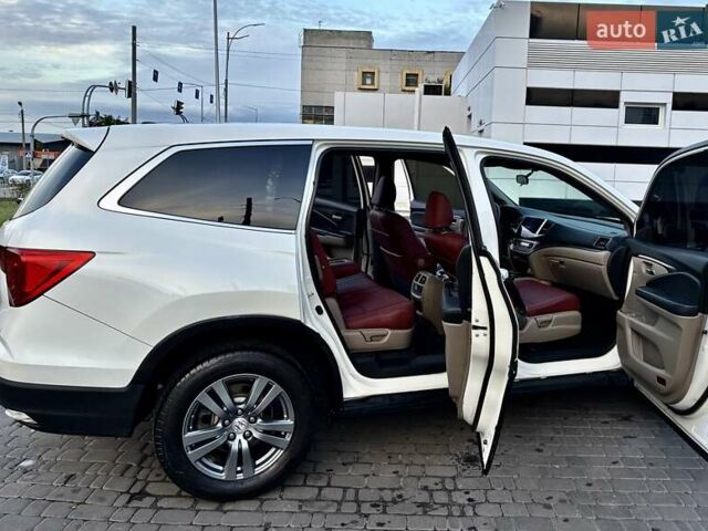 Білий Хонда Пілот, об'ємом двигуна 3.47 л та пробігом 120 тис. км за 18500 $, фото 2 на Automoto.ua