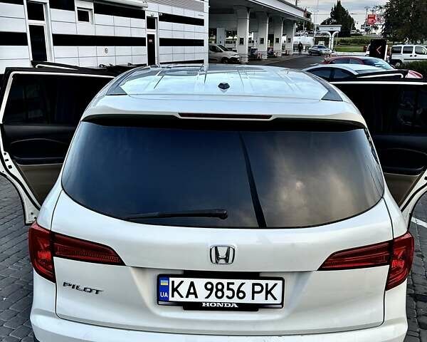 Білий Хонда Пілот, об'ємом двигуна 3.47 л та пробігом 120 тис. км за 18500 $, фото 5 на Automoto.ua