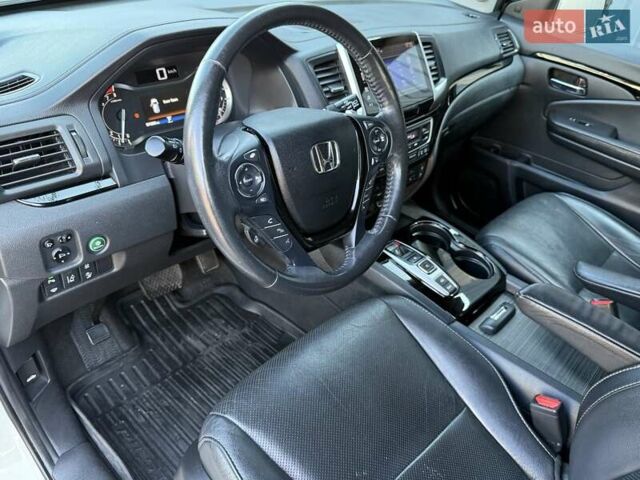 Белый Хонда Пилот, объемом двигателя 3.47 л и пробегом 74 тыс. км за 24300 $, фото 50 на Automoto.ua