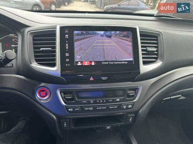 Хонда Пилот 2018 в Полтаве на Automoto.ua Белый Хонда Пилот, объемом двигателя 3.47 л и пробегом 190 тыс. км за 21500 $, фото 11 на Automoto.ua