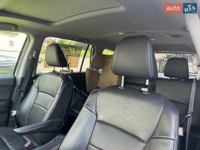 Белый Хонда Пилот, объемом двигателя 3.47 л и пробегом 86 тыс. км за 23600 $, фото 9 на Automoto.ua