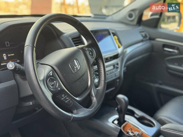 Белый Хонда Пилот, объемом двигателя 3.47 л и пробегом 86 тыс. км за 23600 $, фото 6 на Automoto.ua