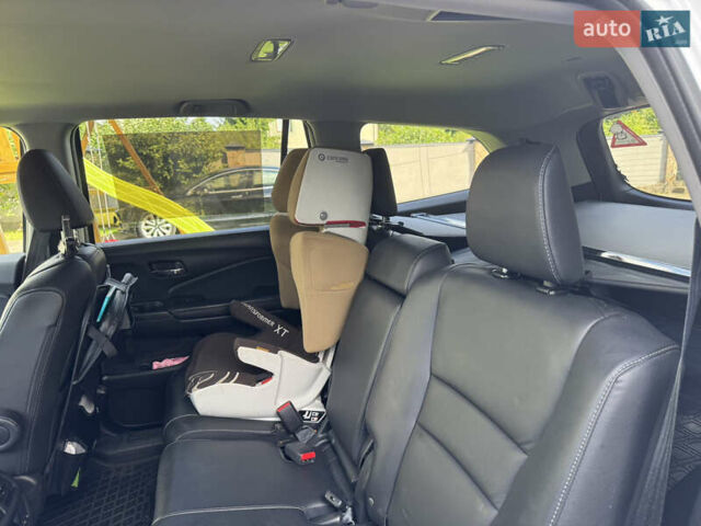 Белый Хонда Пилот, объемом двигателя 3.47 л и пробегом 86 тыс. км за 23600 $, фото 10 на Automoto.ua