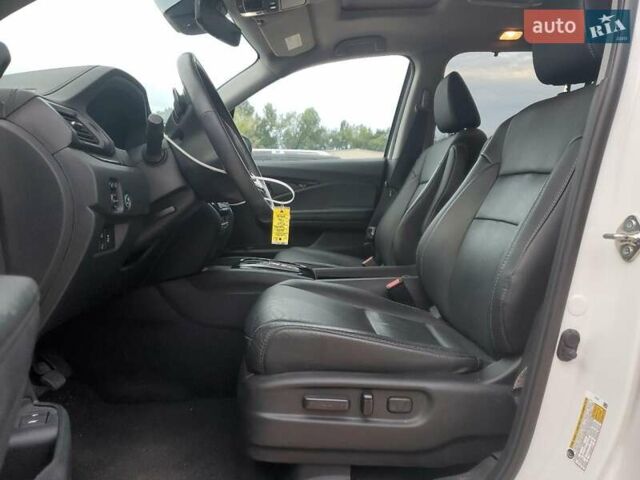 Білий Хонда Пілот, об'ємом двигуна 3.5 л та пробігом 28 тис. км за 8800 $, фото 6 на Automoto.ua