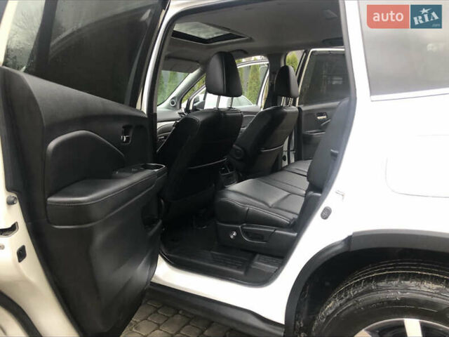 Белый Хонда Пилот, объемом двигателя 3.5 л и пробегом 20 тыс. км за 32000 $, фото 28 на Automoto.ua