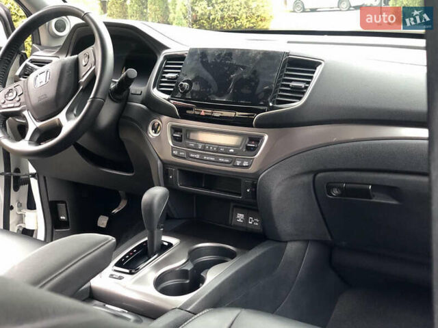 Белый Хонда Пилот, объемом двигателя 3.5 л и пробегом 20 тыс. км за 32000 $, фото 22 на Automoto.ua