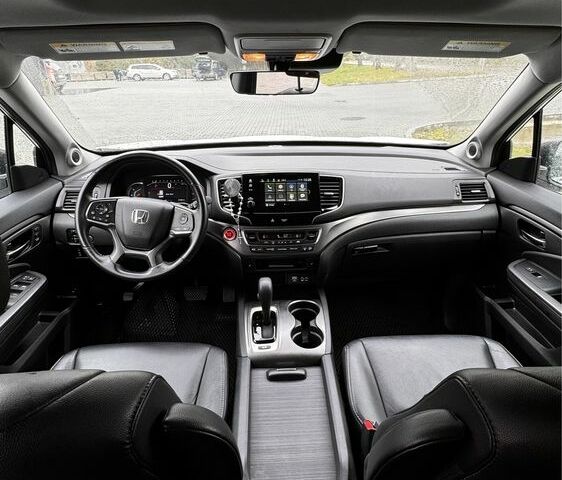 Белый Хонда Пилот, объемом двигателя 3.5 л и пробегом 17 тыс. км за 34000 $, фото 2 на Automoto.ua