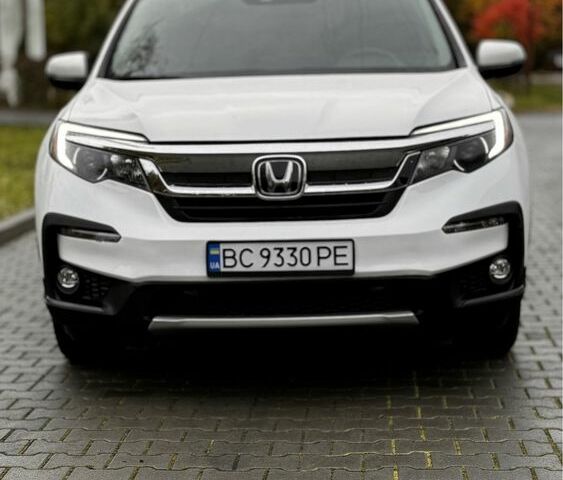 Белый Хонда Пилот, объемом двигателя 3.5 л и пробегом 17 тыс. км за 34000 $, фото 5 на Automoto.ua