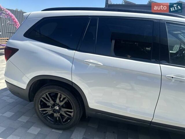 Білий Хонда Пілот, об'ємом двигуна 3.47 л та пробігом 51 тис. км за 34000 $, фото 31 на Automoto.ua
