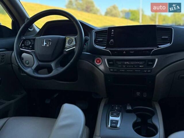 Белый Хонда Пилот, объемом двигателя 3.47 л и пробегом 151 тыс. км за 27000 $, фото 30 на Automoto.ua