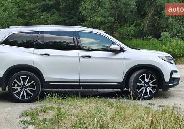 Білий Хонда Пілот, об'ємом двигуна 3.47 л та пробігом 86 тис. км за 31200 $, фото 8 на Automoto.ua