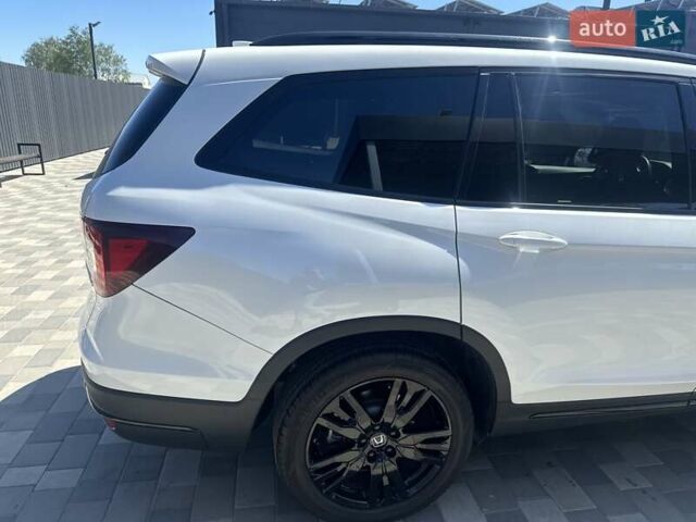 Білий Хонда Пілот, об'ємом двигуна 3.47 л та пробігом 51 тис. км за 34000 $, фото 35 на Automoto.ua