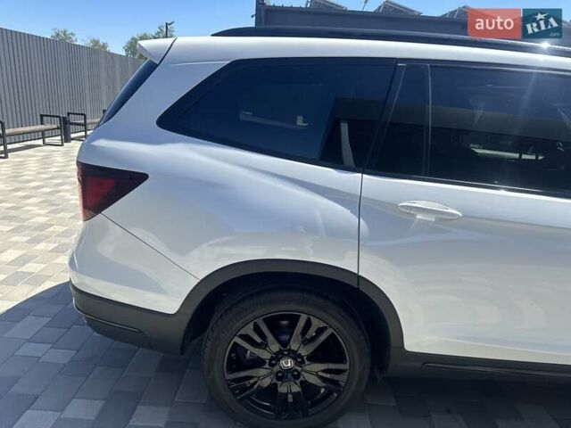 Білий Хонда Пілот, об'ємом двигуна 3.47 л та пробігом 51 тис. км за 34000 $, фото 34 на Automoto.ua