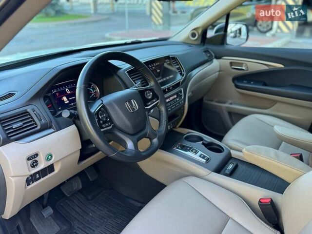 Белый Хонда Пилот, объемом двигателя 3.47 л и пробегом 151 тыс. км за 27000 $, фото 22 на Automoto.ua