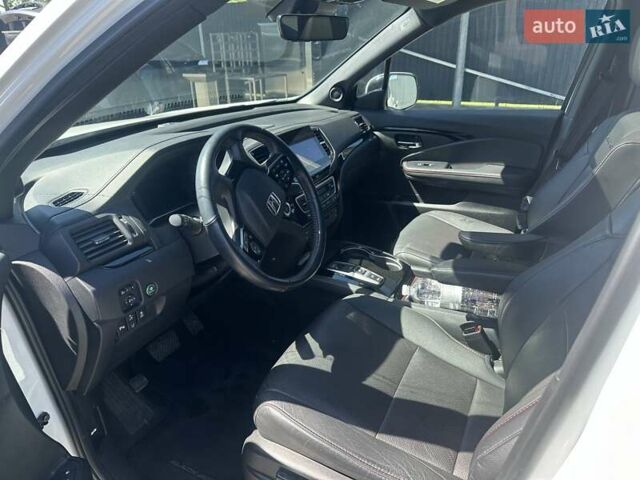 Білий Хонда Пілот, об'ємом двигуна 3.47 л та пробігом 51 тис. км за 34000 $, фото 128 на Automoto.ua