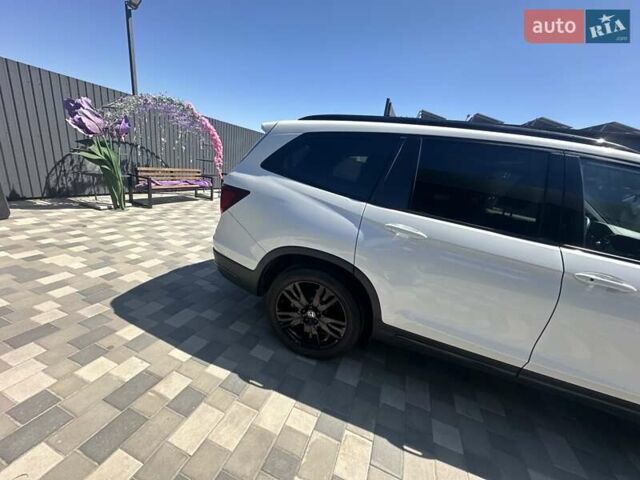 Білий Хонда Пілот, об'ємом двигуна 3.47 л та пробігом 51 тис. км за 34000 $, фото 104 на Automoto.ua