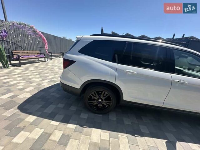 Білий Хонда Пілот, об'ємом двигуна 3.47 л та пробігом 51 тис. км за 34000 $, фото 105 на Automoto.ua
