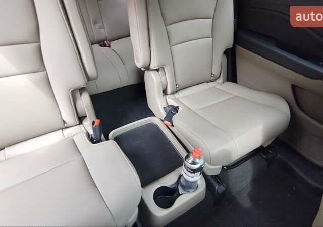 Білий Хонда Пілот, об'ємом двигуна 3.47 л та пробігом 86 тис. км за 31200 $, фото 11 на Automoto.ua