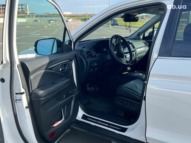 Белый Хонда Пилот, объемом двигателя 3.5 л и пробегом 14 тыс. км за 32890 $, фото 18 на Automoto.ua