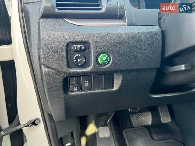 Белый Хонда Пилот, объемом двигателя 3.5 л и пробегом 14 тыс. км за 32890 $, фото 21 на Automoto.ua