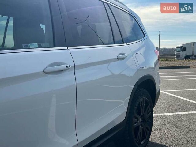 Белый Хонда Пилот, объемом двигателя 3.5 л и пробегом 14 тыс. км за 32890 $, фото 5 на Automoto.ua