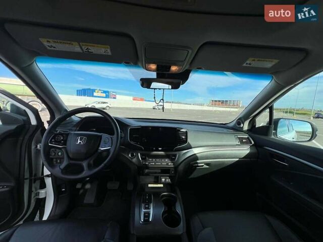 Белый Хонда Пилот, объемом двигателя 3.5 л и пробегом 14 тыс. км за 32890 $, фото 35 на Automoto.ua