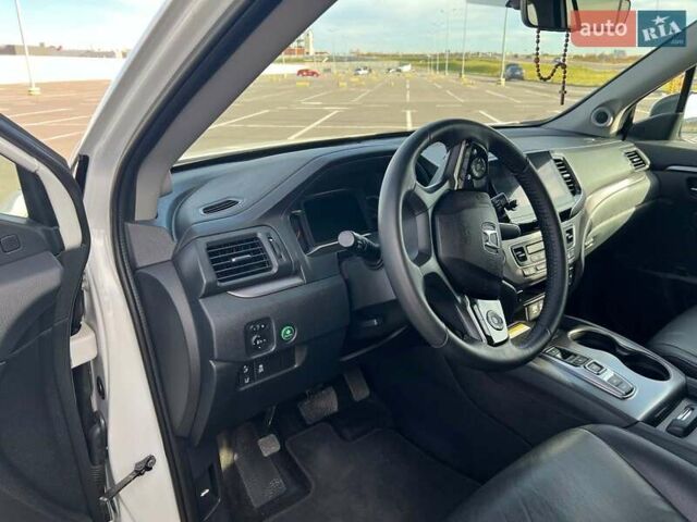 Белый Хонда Пилот, объемом двигателя 3.5 л и пробегом 14 тыс. км за 32890 $, фото 20 на Automoto.ua