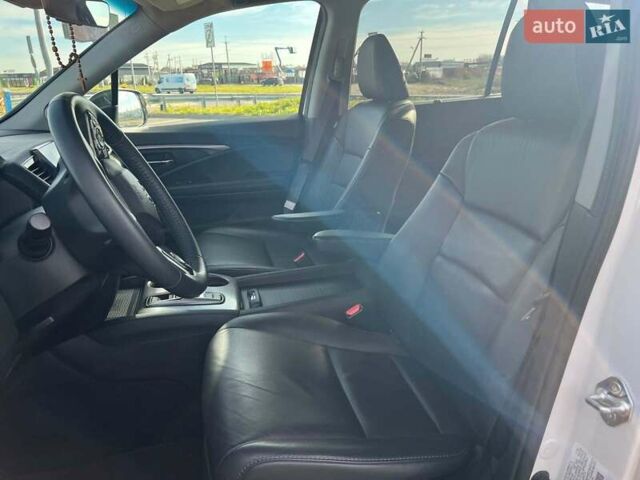 Белый Хонда Пилот, объемом двигателя 3.5 л и пробегом 14 тыс. км за 32890 $, фото 18 на Automoto.ua