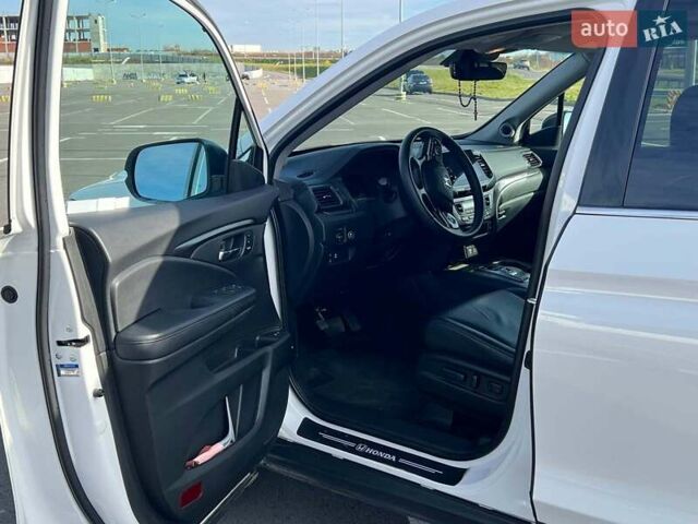 Белый Хонда Пилот, объемом двигателя 3.5 л и пробегом 14 тыс. км за 32890 $, фото 19 на Automoto.ua