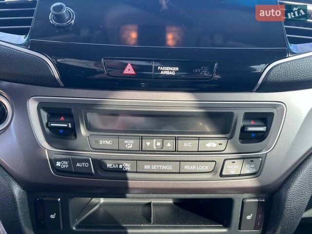 Белый Хонда Пилот, объемом двигателя 3.5 л и пробегом 14 тыс. км за 32890 $, фото 29 на Automoto.ua