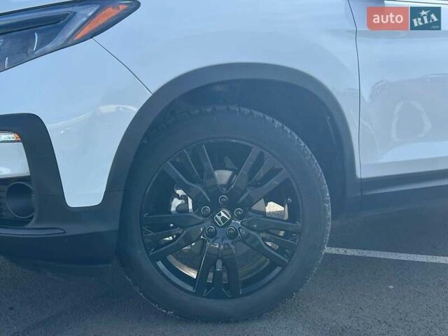 Белый Хонда Пилот, объемом двигателя 3.5 л и пробегом 14 тыс. км за 32890 $, фото 3 на Automoto.ua