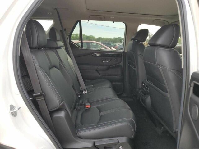 Белый Хонда Пилот, объемом двигателя 3.5 л и пробегом 23 тыс. км за 16000 $, фото 10 на Automoto.ua