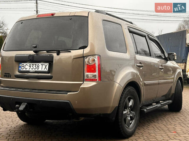 Бежевый Хонда Пилот, объемом двигателя 3.47 л и пробегом 222 тыс. км за 12700 $, фото 1 на Automoto.ua