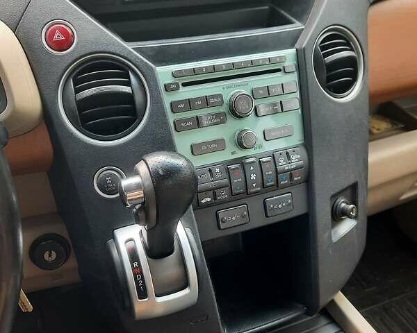 Бежевый Хонда Пилот, объемом двигателя 3.47 л и пробегом 264 тыс. км за 12500 $, фото 17 на Automoto.ua