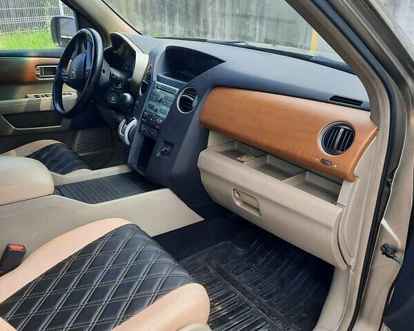 Бежевый Хонда Пилот, объемом двигателя 3.47 л и пробегом 264 тыс. км за 12500 $, фото 12 на Automoto.ua