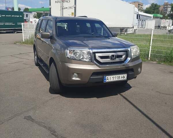 Бежевый Хонда Пилот, объемом двигателя 3.47 л и пробегом 264 тыс. км за 12500 $, фото 1 на Automoto.ua