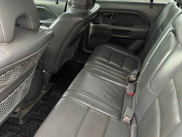 Чорний Хонда Пілот, об'ємом двигуна 3.5 л та пробігом 250 тис. км за 8400 $, фото 7 на Automoto.ua