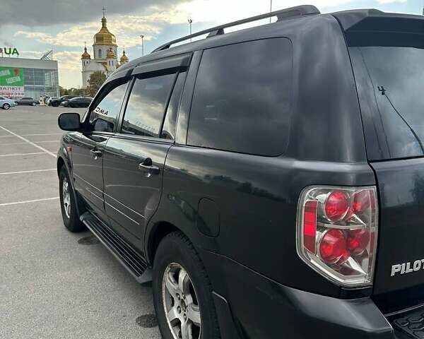 Чорний Хонда Пілот, об'ємом двигуна 3.47 л та пробігом 250 тис. км за 8400 $, фото 2 на Automoto.ua
