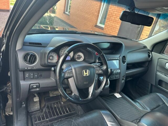 Хонда Пилот 2008 в Борисполе на Automoto.ua Черный Хонда Пилот, объемом двигателя 3.5 л и пробегом 275 тыс. км за 12000 $, фото 7 на Automoto.ua