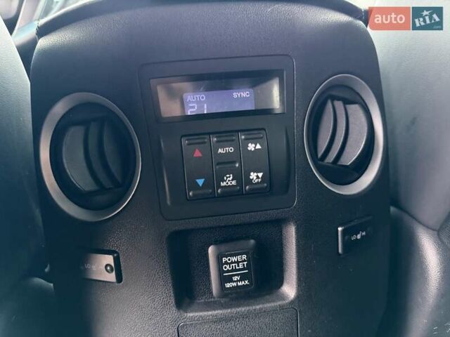 Чорний Хонда Пілот, об'ємом двигуна 3.5 л та пробігом 157 тис. км за 11999 $, фото 16 на Automoto.ua