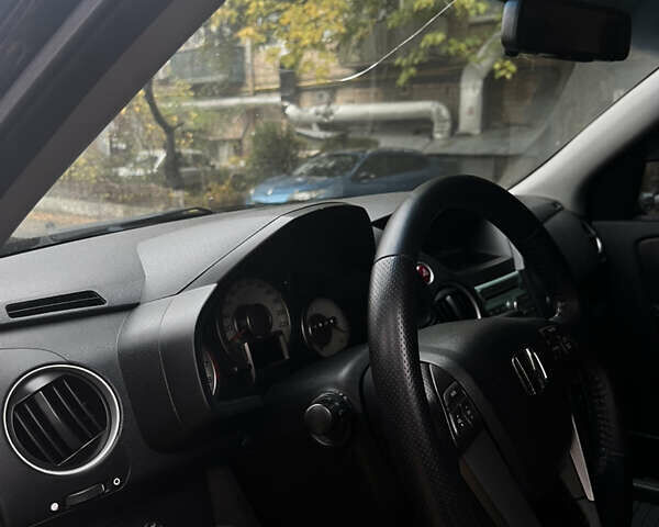 Черный Хонда Пилот, объемом двигателя 3.47 л и пробегом 251 тыс. км за 10500 $, фото 19 на Automoto.ua