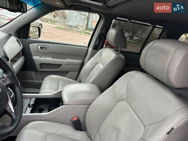 Чорний Хонда Пілот, об'ємом двигуна 3.47 л та пробігом 180 тис. км за 8950 $, фото 31 на Automoto.ua