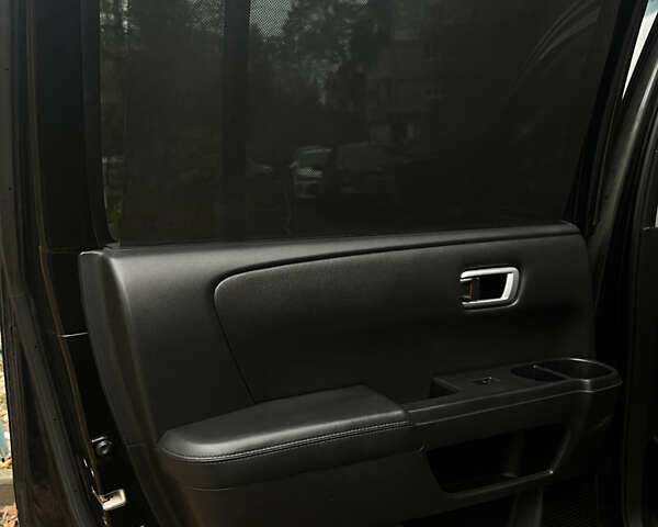 Черный Хонда Пилот, объемом двигателя 3.47 л и пробегом 251 тыс. км за 10500 $, фото 7 на Automoto.ua