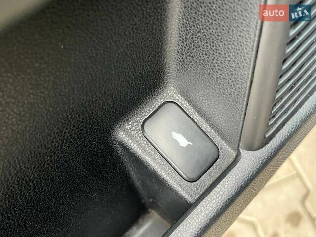 Черный Хонда Пилот, объемом двигателя 3.5 л и пробегом 274 тыс. км за 11500 $, фото 51 на Automoto.ua