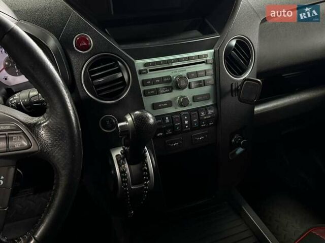 Чорний Хонда Пілот, об'ємом двигуна 3.5 л та пробігом 323 тис. км за 12500 $, фото 10 на Automoto.ua