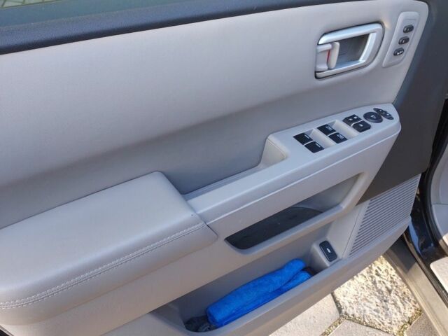 Черный Хонда Пилот, объемом двигателя 3.5 л и пробегом 167 тыс. км за 13900 $, фото 5 на Automoto.ua