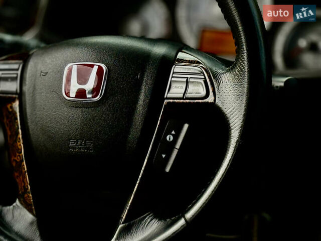 Чорний Хонда Пілот, об'ємом двигуна 3.5 л та пробігом 201 тис. км за 11999 $, фото 67 на Automoto.ua