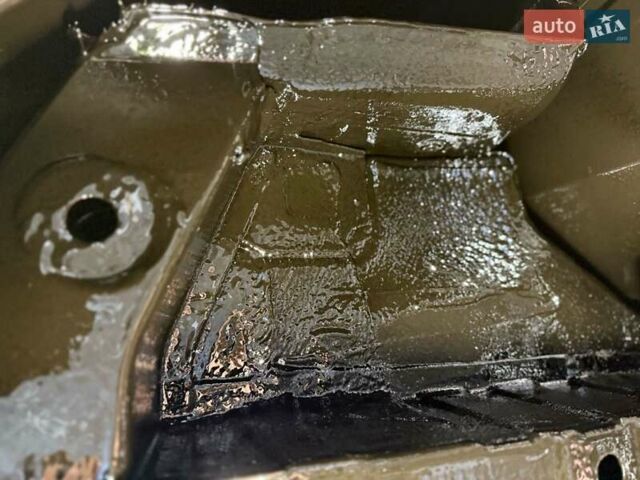 Черный Хонда Пилот, объемом двигателя 3.47 л и пробегом 260 тыс. км за 9000 $, фото 23 на Automoto.ua