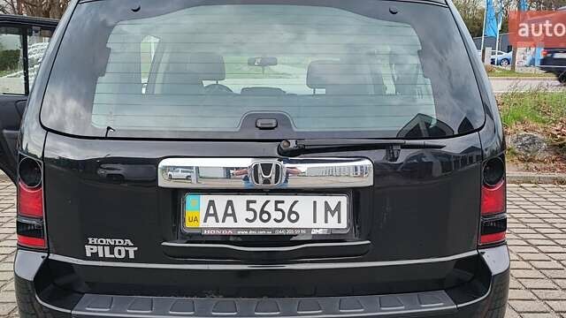 Черный Хонда Пилот, объемом двигателя 3.5 л и пробегом 244 тыс. км за 9200 $, фото 4 на Automoto.ua